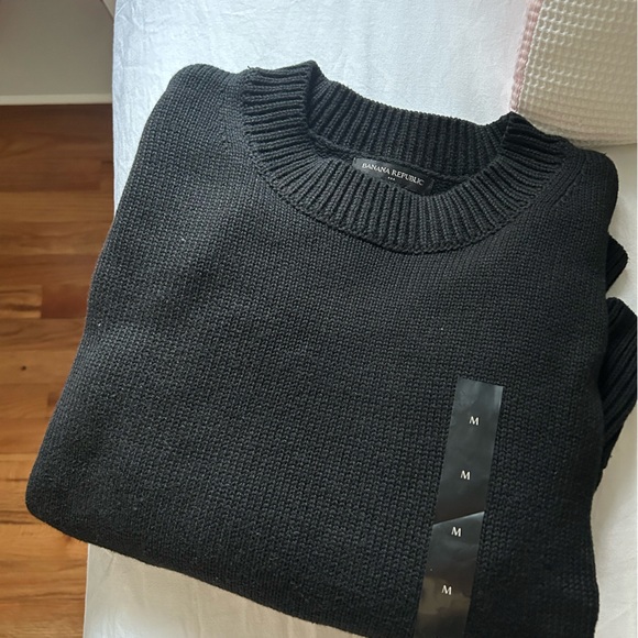 True black Sweater from Banana Republic - Picture 3 of 5